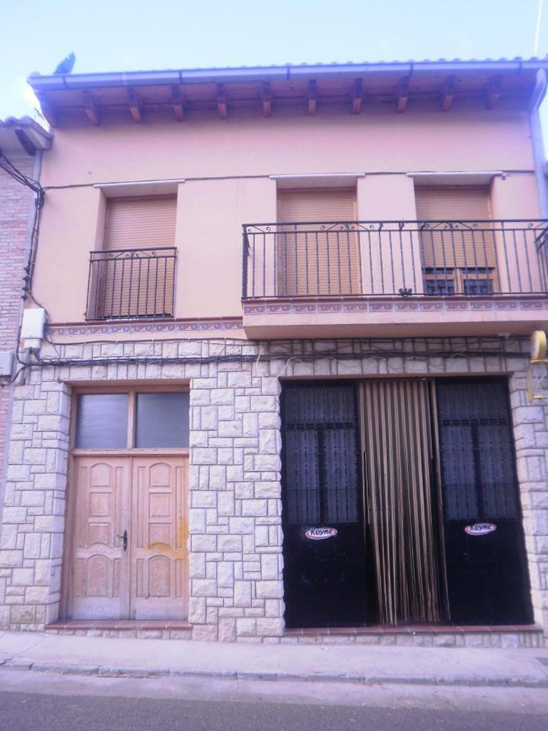 Bar Hostal Torralba De Los Sisones Torralba de Los Sisones Exterior foto